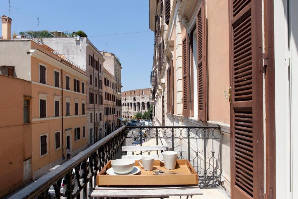 B&B Santi Quattro Al Colosseo Roma Ngoại thất bức ảnh